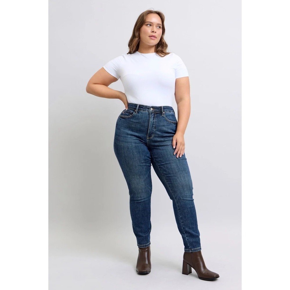 Judy Blue Mid Rise Tummy Classic Vintage Wash Skinny Jeans In Size 14W
